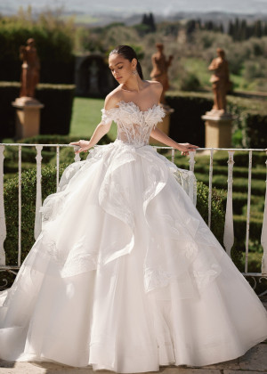 Off Shoulder Ivory Lace Tulle Ruffled Fashionable Wedding Dress Off Shoulder Ivory Lace Tulle Ruffled Fashionable Wedding Dress